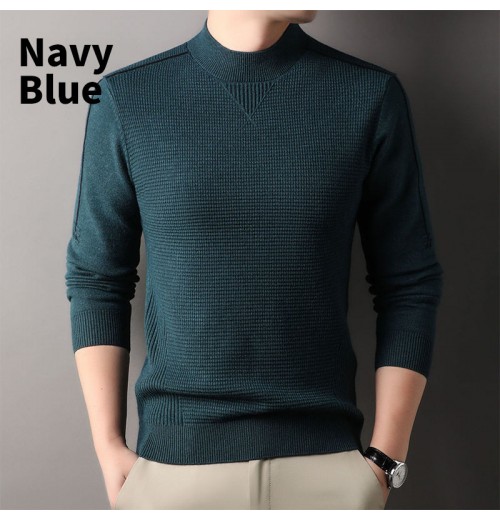 Warmer Herrenpullover mit weichem Strick und Rundhalsausschnitt Warmer Herrenpullover mit weichem Strick und Rundhalsausschnitt