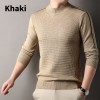 Warmer Herrenpullover mit weichem Strick und Rundhalsausschnitt Warmer Herrenpullover mit weichem Strick und Rundhalsausschnitt