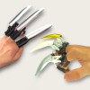Retractable Mechanical Wolf Claw Finger Toy Retractable Mechanical Wolf Claw Finger Toy
